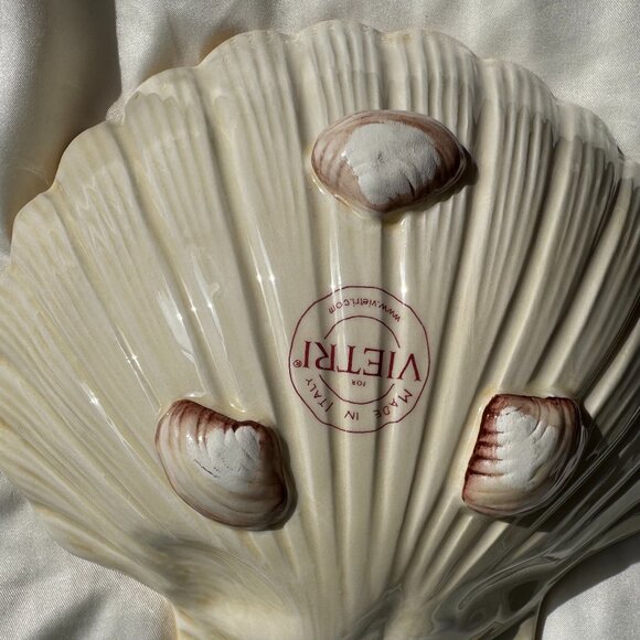 EUC, VIETRI Italy Triton Seashell Shape Bowl Dish, Ceramic, Cream & Sand, 7 in. - Picture 7 of 8